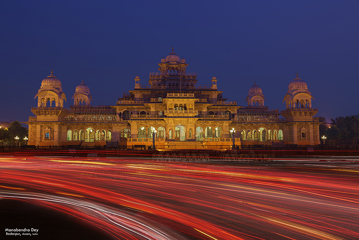 long-exposure at shutter-speed of 15 sec.